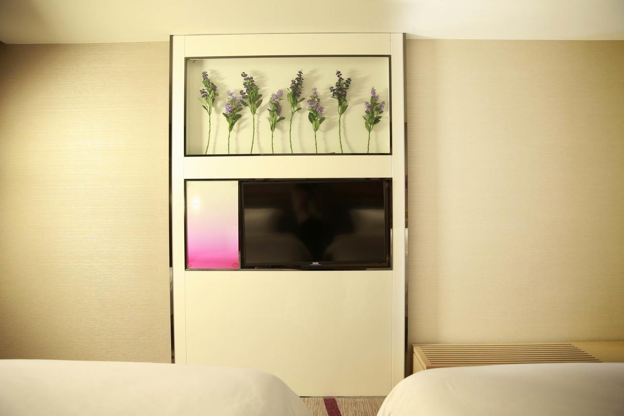 Lavande Hotel Chengdu North Kehua Road Buitenkant foto
