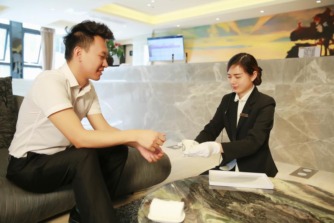 Lavande Hotel Chengdu North Kehua Road Buitenkant foto