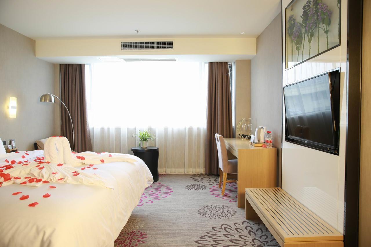 Lavande Hotel Chengdu North Kehua Road Buitenkant foto